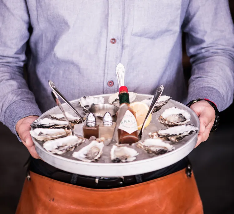 THE MAINE Oyster Bar & Grill