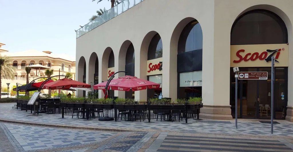 Scoozi Restaurant 
