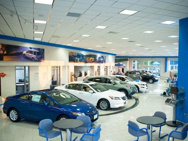 UCES MOTORS