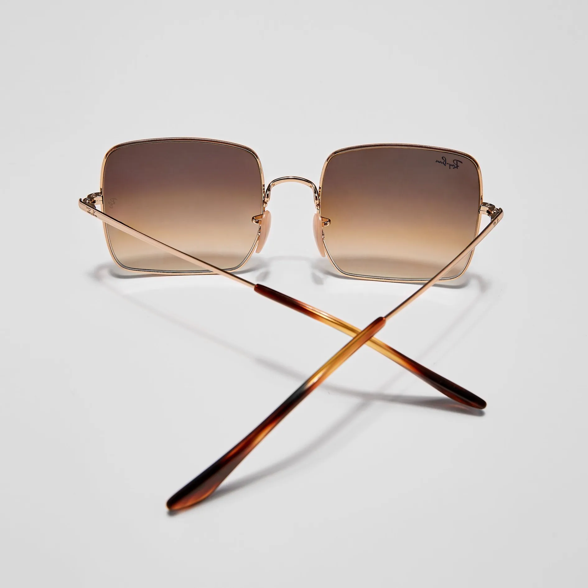 Sunglass Hut