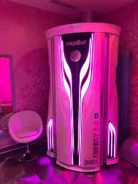 MegaSun Lounge