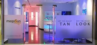 MegaSun Lounge