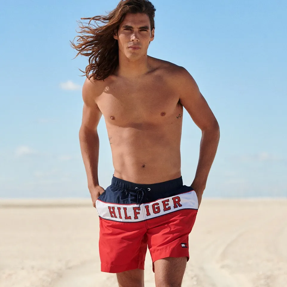 Tommy Hilfiger