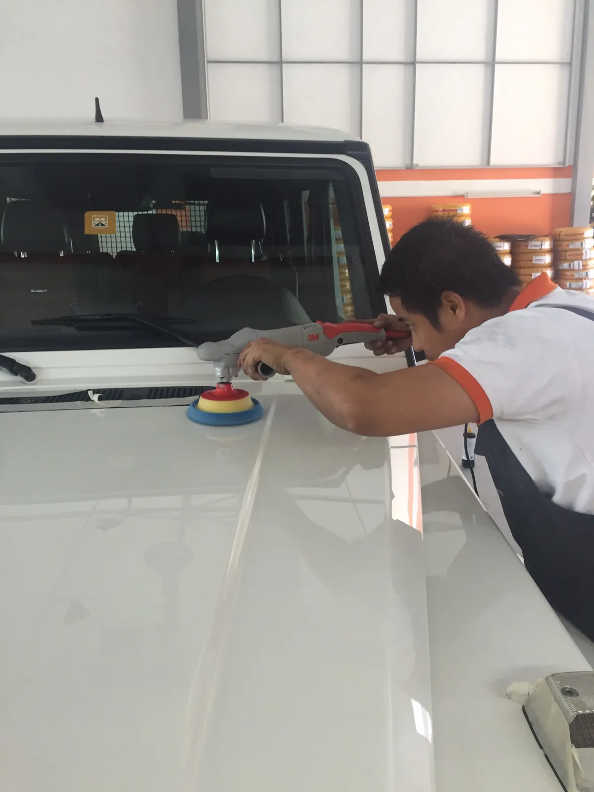 Orange Auto
