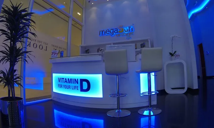 MegaSun Lounge