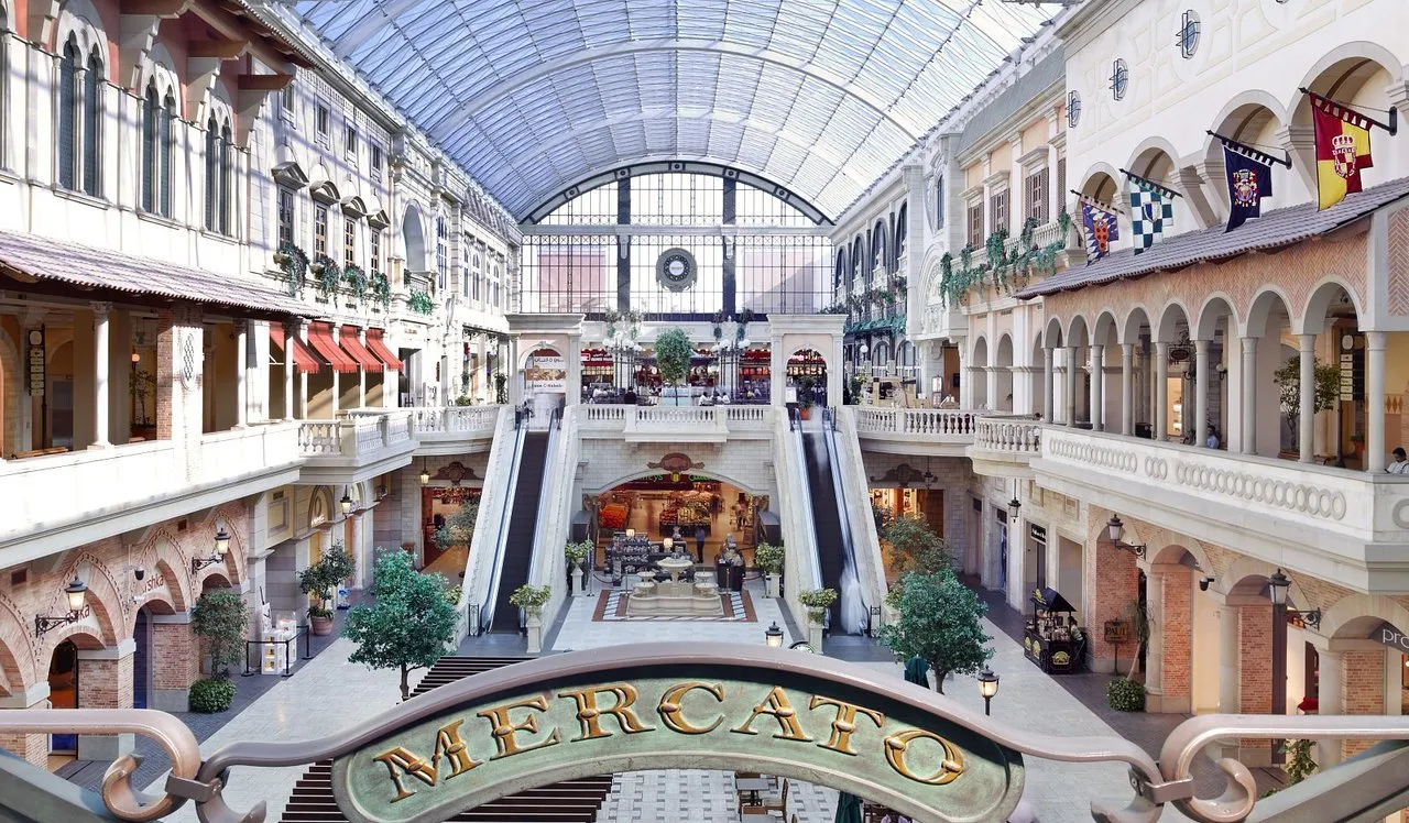 Mercato Shopping Mall