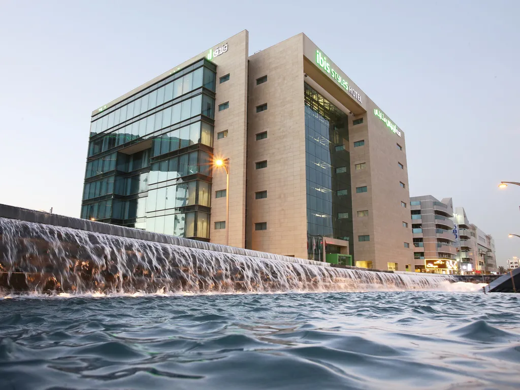 ibis Hotel