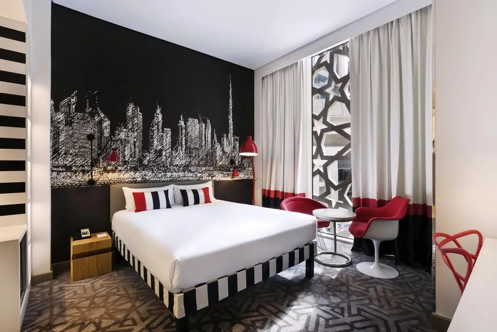 ibis Hotel