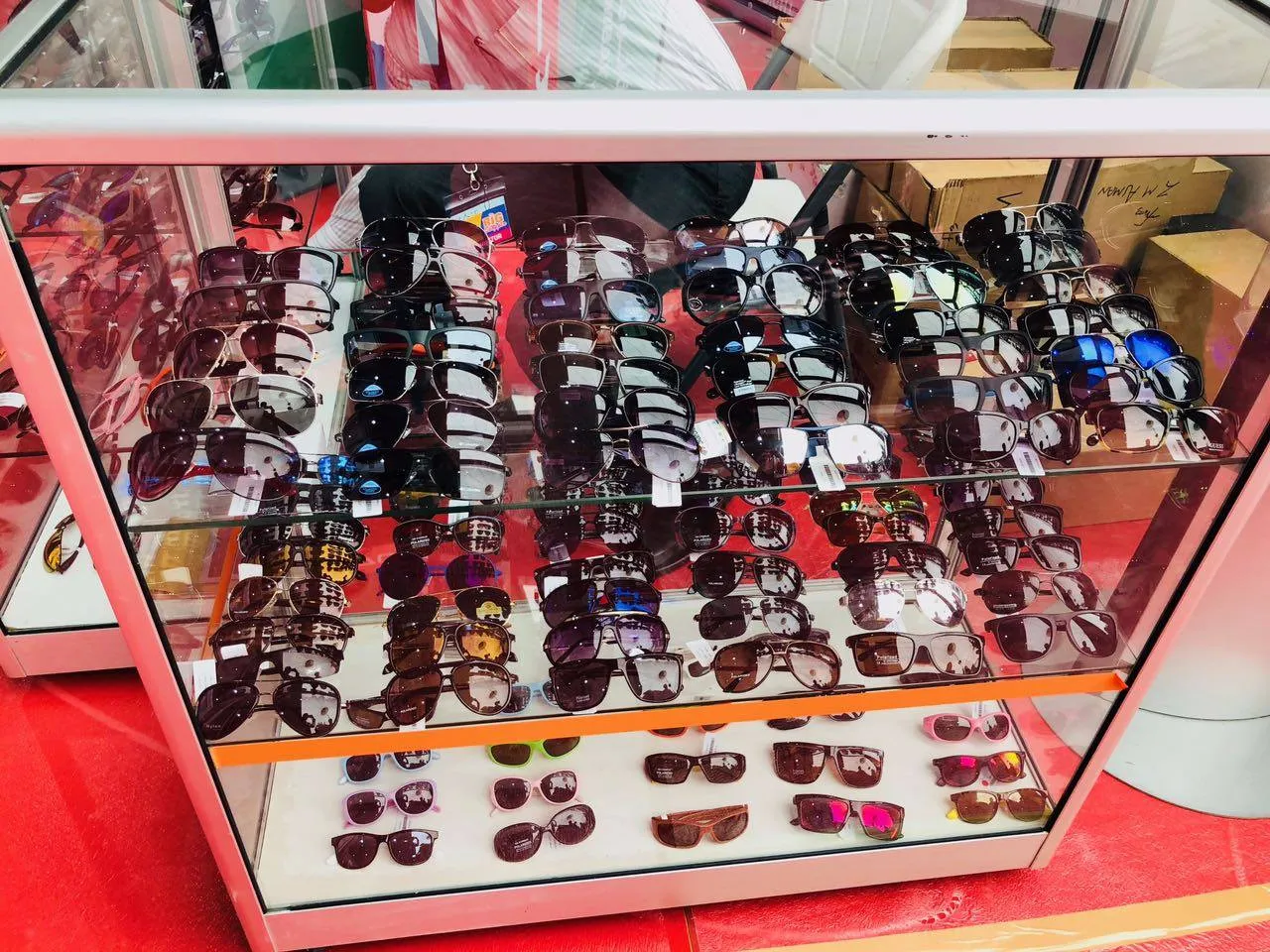 Zo and Mo Opticals