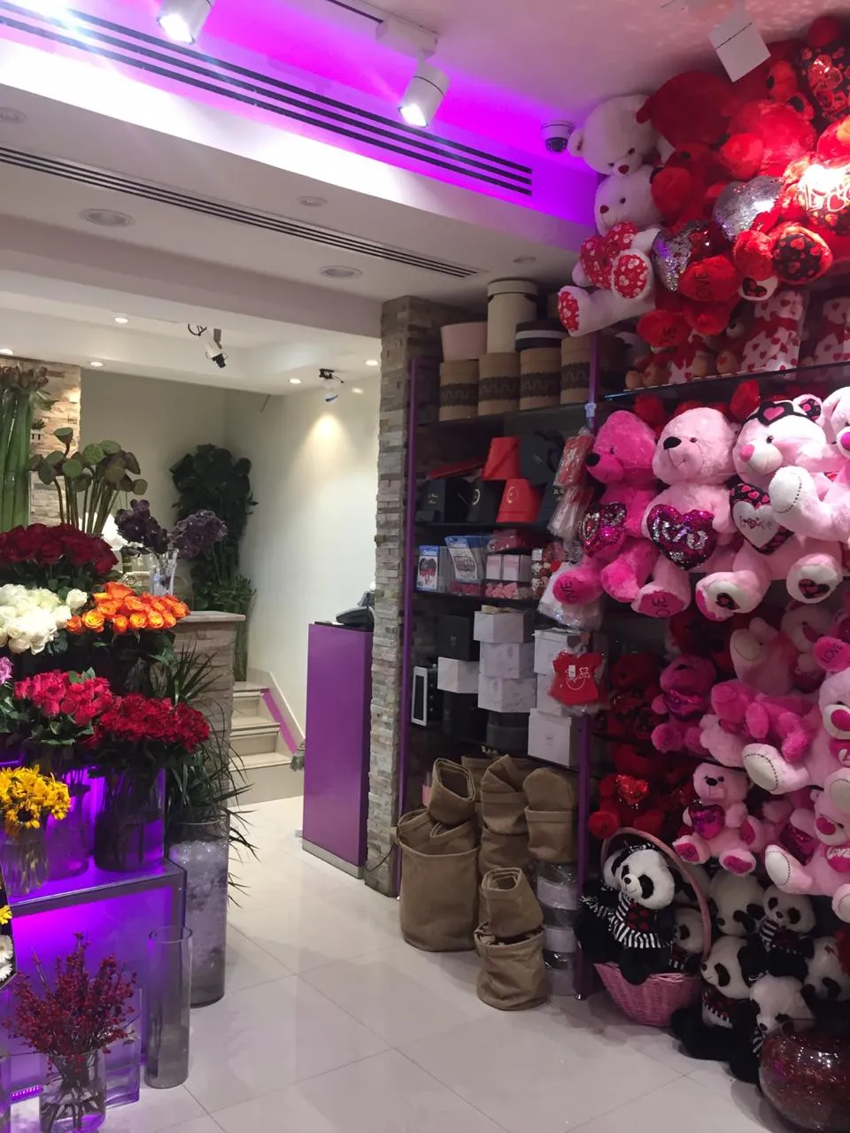 Dora Silver Gifts & Flowers