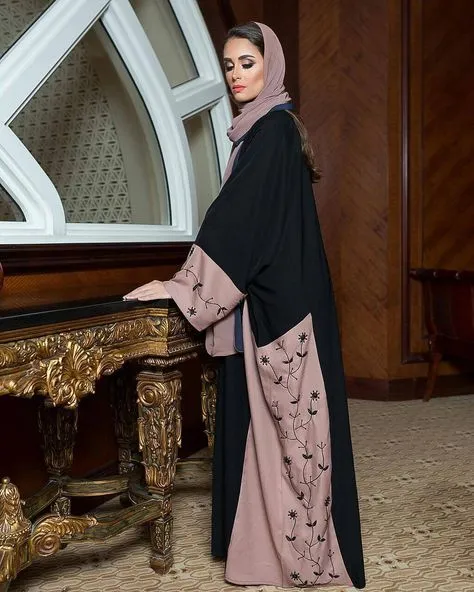 Saba Sanabil Abaya & Shelia