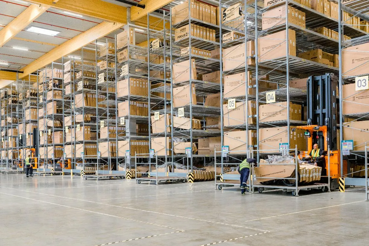Hellmann Worldwide Logistics, LLC