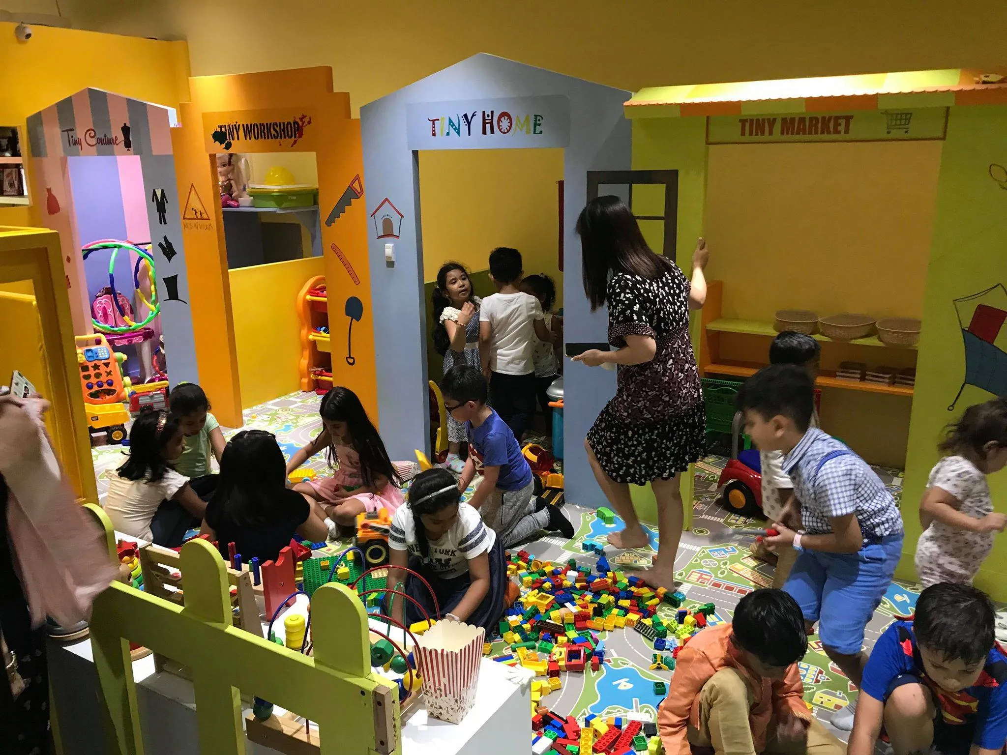 Tiny Town Play Lounge